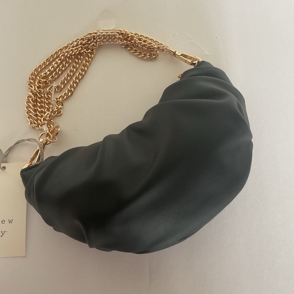 A New Day Black Shoulder Bag with Gold Chain NWT - Picture 3 of 11
